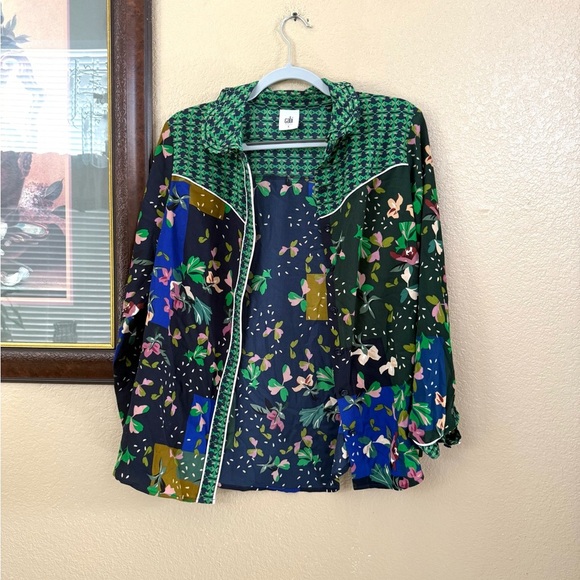 CAbi Tops - Cabi Button Down Floral Print Button Down Shirt Size Small